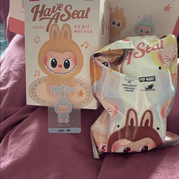 “Hehe”Have a Seat (P36) - Picture 2 of 3